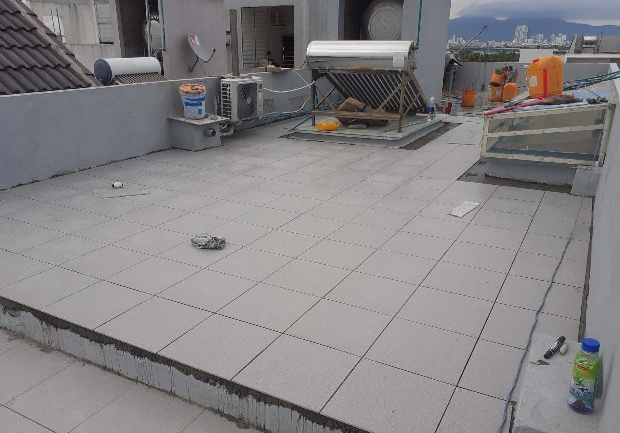 Sử Dụng Gạch Chống Thấm Nhà Xưởng